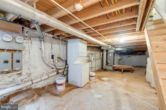 1711 N GRATZ ST, Philadelphia, PA 19121