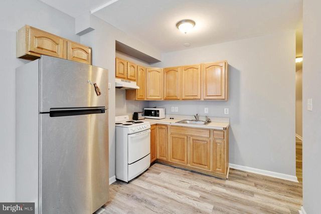 1711 N GRATZ ST, Philadelphia, PA 19121