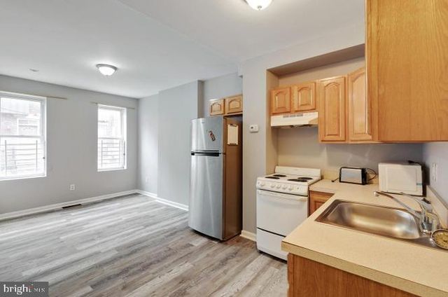 1711 N GRATZ ST, Philadelphia, PA 19121