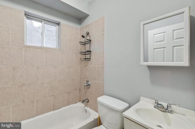 1711 N GRATZ ST, Philadelphia, PA 19121