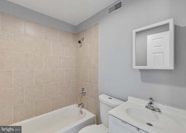 1711 N GRATZ ST, Philadelphia, PA 19121
