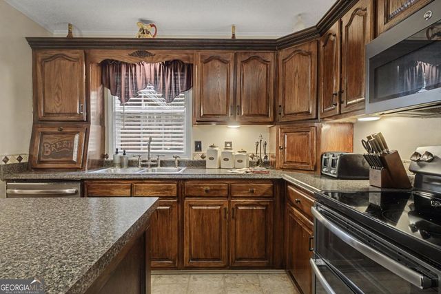 180 Kipling Drive, Dallas, GA 30132