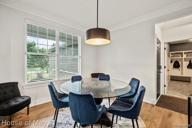 1767 Carriage Hill, Commerce Twp, MI 48382