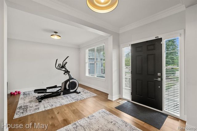 1767 Carriage Hill, Commerce Twp, MI 48382