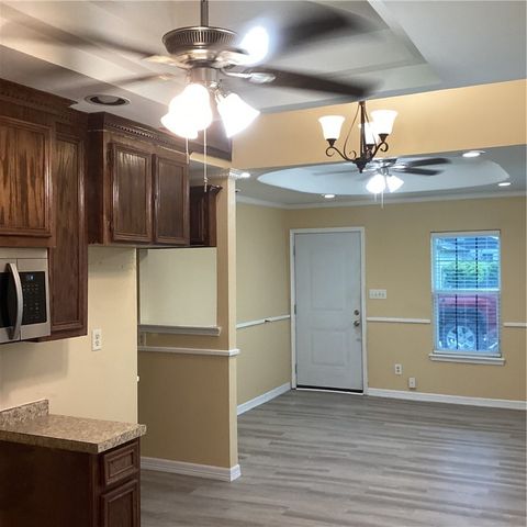 201 E 9th St no, Alice, TX 78332
