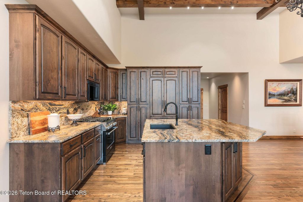 268 WILLOW LAKE Drive, Alpine, WY 83128 photo 18