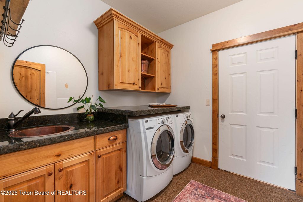 268 WILLOW LAKE Drive, Alpine, WY 83128 photo 33