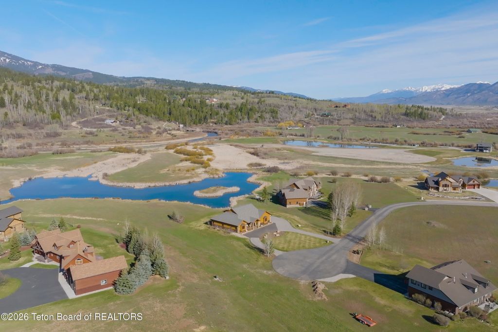 268 WILLOW LAKE Drive, Alpine, WY 83128 photo 42