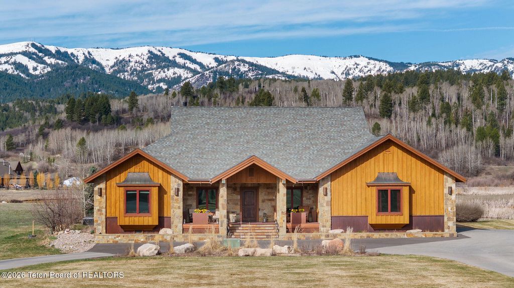 268 WILLOW LAKE Drive, Alpine, WY 83128 photo 9