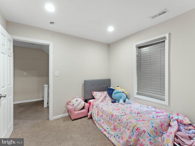 176 LEEDS PL, Woodbury, NJ 08096