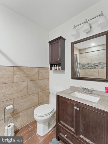 176 LEEDS PL, Woodbury, NJ 08096
