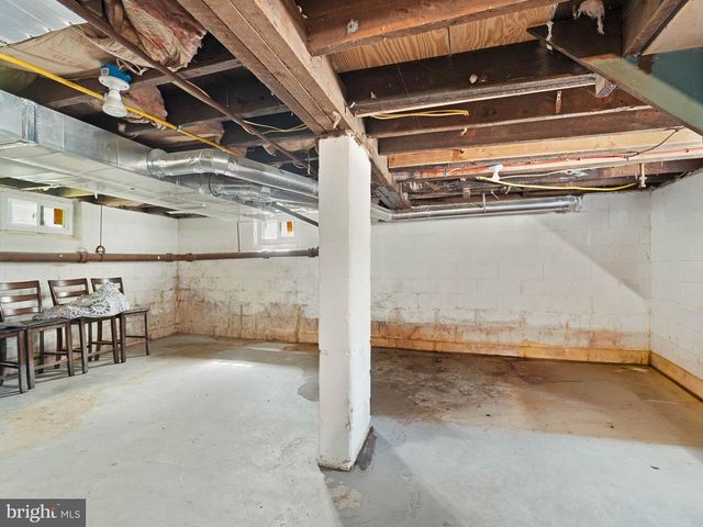 176 LEEDS PL, Woodbury, NJ 08096