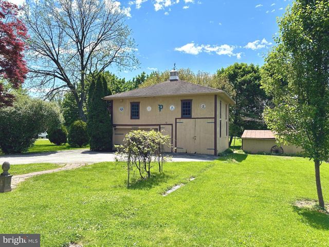 101 MILLER ST, Strasburg, PA 17579