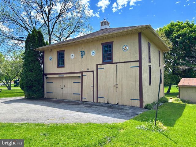 101 MILLER ST, Strasburg, PA 17579