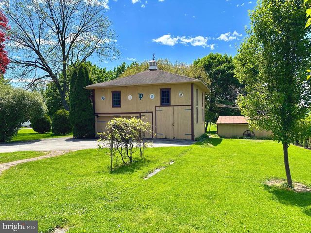 101 MILLER ST, Strasburg, PA 17579