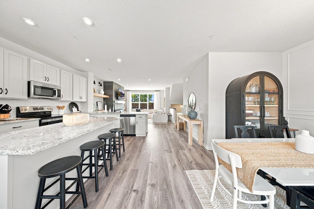 2217 Gateway Curve, North Saint Paul, MN 55109 — photo 2