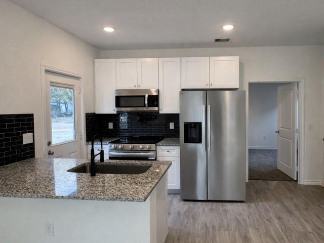 16984 Kempwood, Montgomery, TX 77316