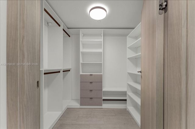 1000 Brickell Plaza 3602, Miami, FL 33131