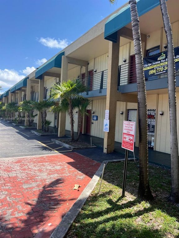 2331 N State Road 7 216, Lauderhill, FL 33313