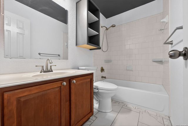 15751 Cotton Tail, San Antonio, TX 78255