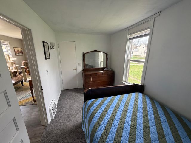 52 Iona Avenue, Muskegon City, MI 49442