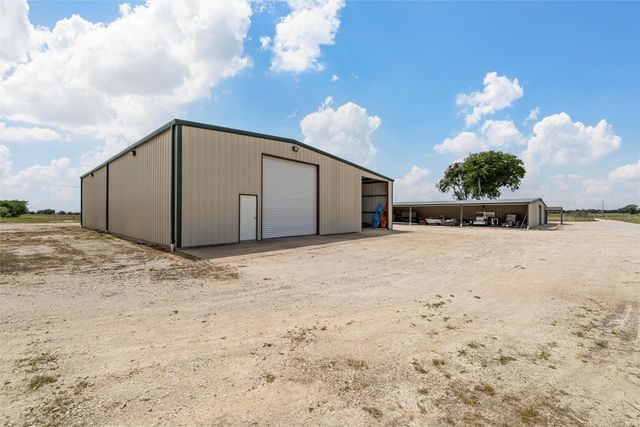 588 HCR 1231, Whitney, TX 76692