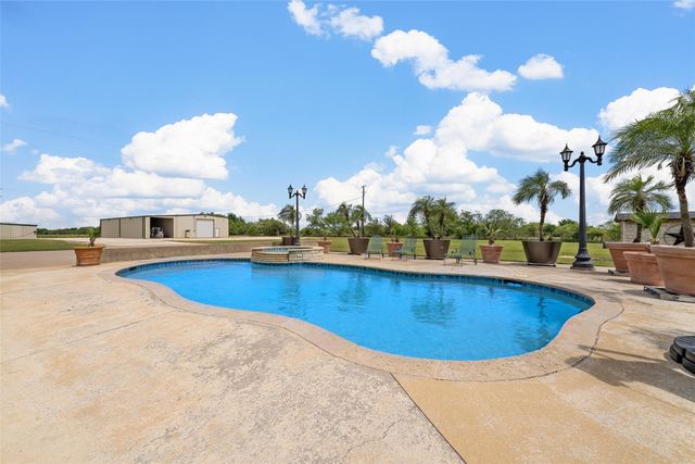 588 HCR 1231, Whitney, TX 76692