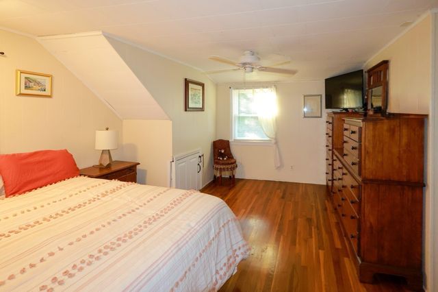 98 Van Kleeck Rd, Millis, MA 02054