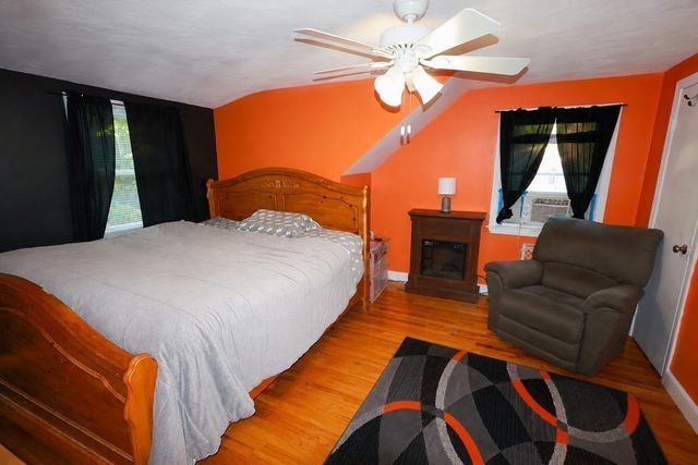 98 Van Kleeck Rd, Millis, MA 02054