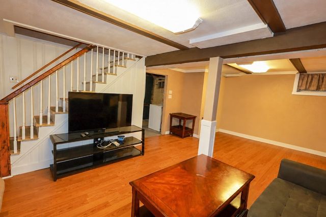 98 Van Kleeck Rd, Millis, MA 02054
