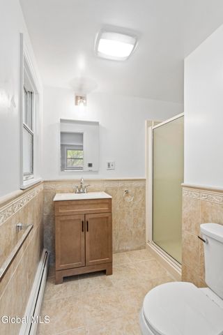 17 Belmonte Lane, Clifton Park, NY 12065