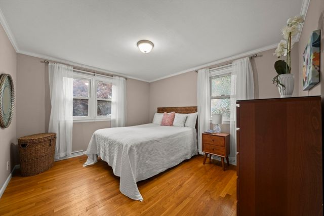 134 Marshall Ave, Lowell, MA 01851