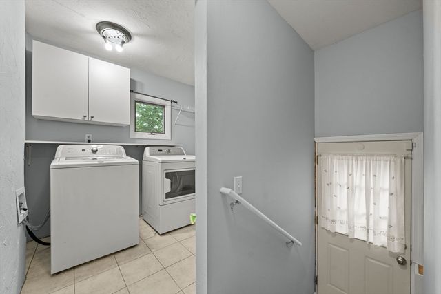 134 Marshall Ave, Lowell, MA 01851