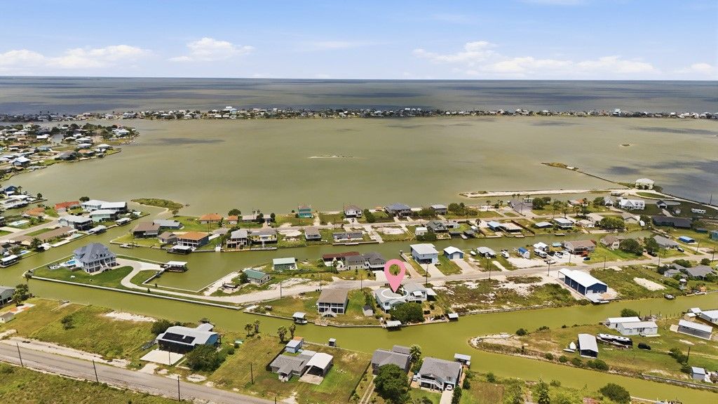 126 Canvasback, Rockport, TX 78382 — photo 3