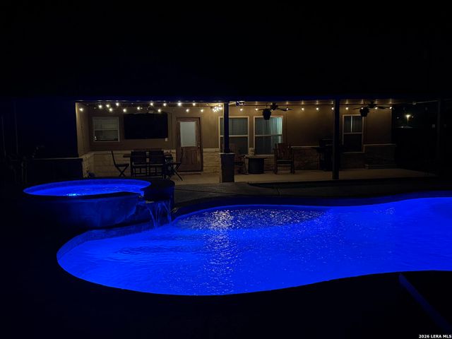 115 Lorenz, Stockdale, TX 78160