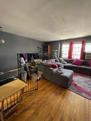 240-04 68th Avenue 31, Douglaston, NY 11362