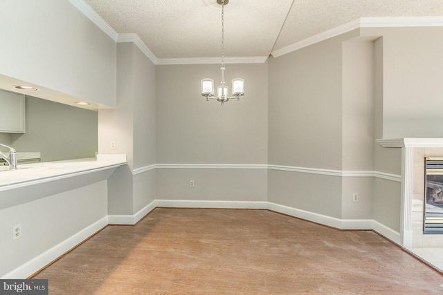 1276 N WAYNE ST #219, Arlington, VA 22201
