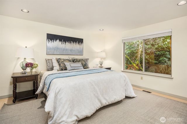 6507 113th Avenue NE, Kirkland, WA 98033