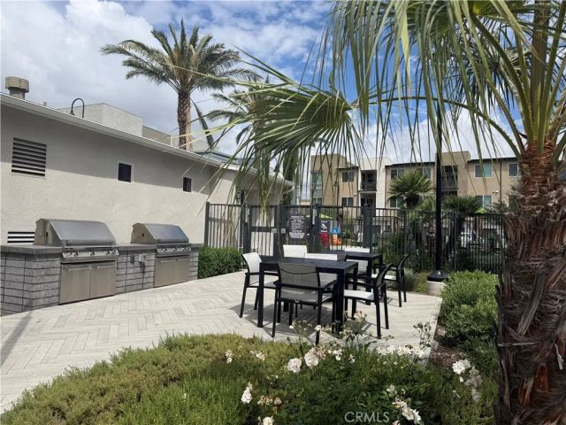 960 N Tangent Privado 305, Ontario, CA 91764