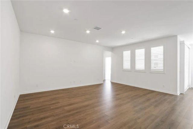 960 N Tangent Privado 305, Ontario, CA 91764