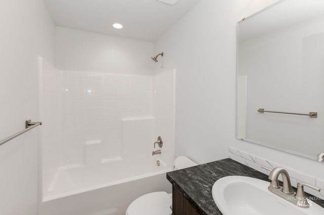 5397 S Bittercreek Ave, Meridian, ID 83642