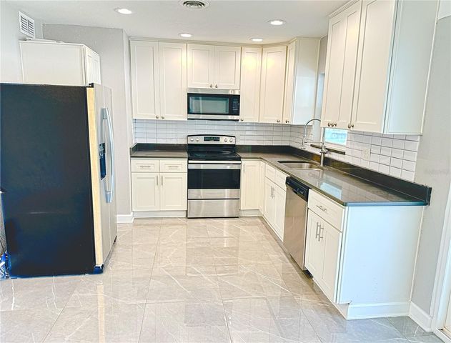 9 N AURORA AVENUE, Clearwater, FL 33765