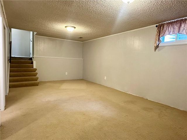 528 Mark Lane, Belton, MO 64012