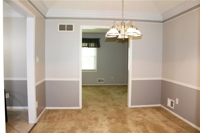 528 Mark Lane, Belton, MO 64012
