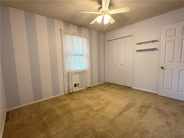 528 Mark Lane, Belton, MO 64012