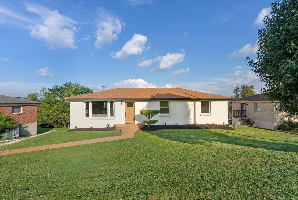 2717 Noonan Dr, Nashville, TN 37206