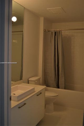 151 SE 1st St 1207, Miami, FL 33131