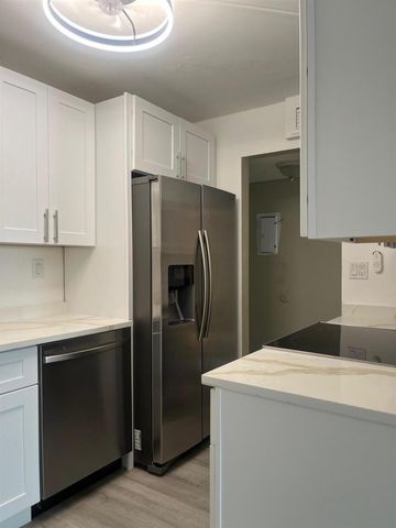 1820 N Congress Avenue 201, West Palm Beach, FL 33401