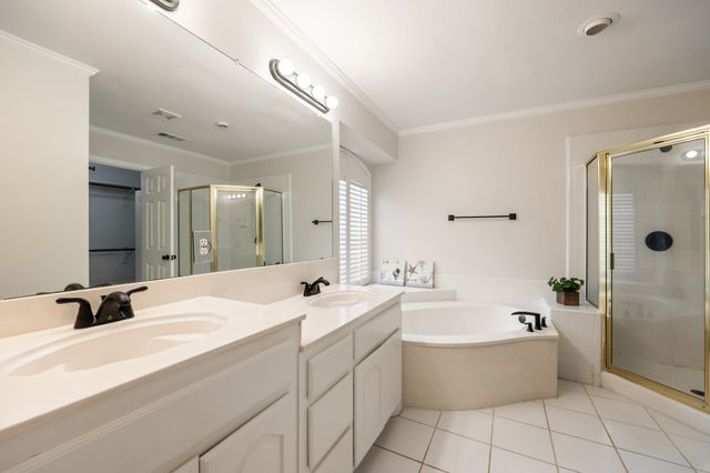2405 Greenwich Drive, Carrollton, TX 75006
