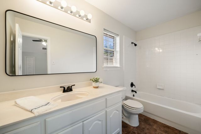 2405 Greenwich Drive, Carrollton, TX 75006